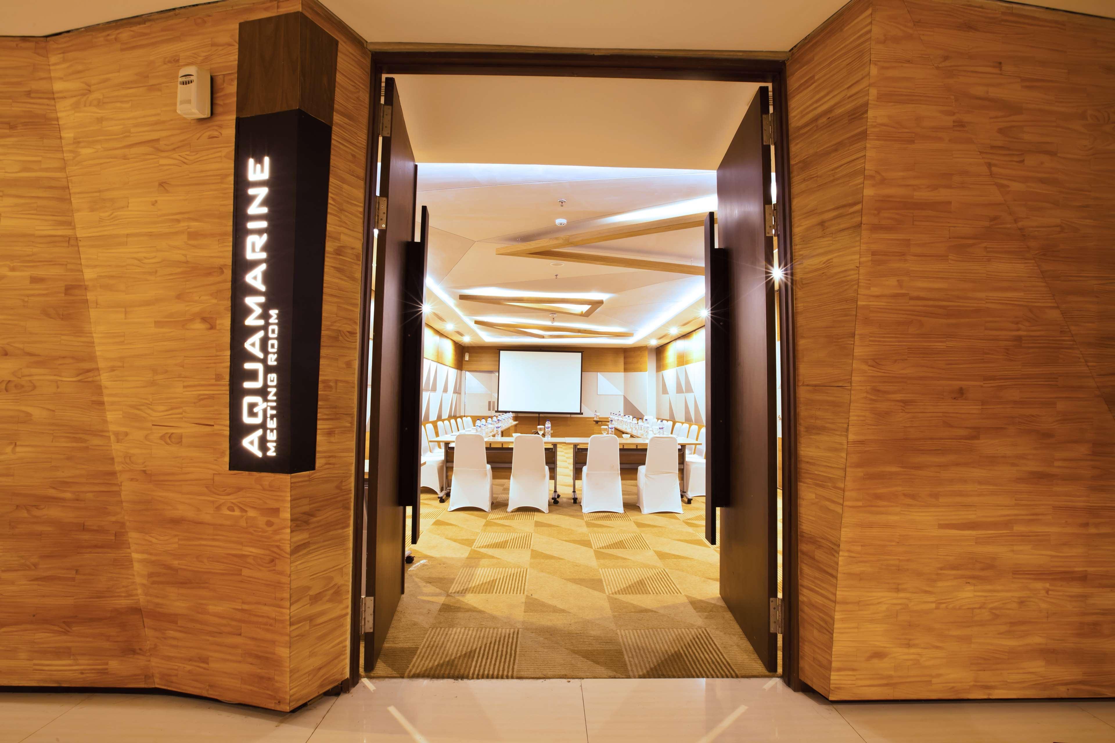โกลเด้น ทิวลิป ปงเตียนาค Hotel ปอนเตียนัค ภายนอก รูปภาพ