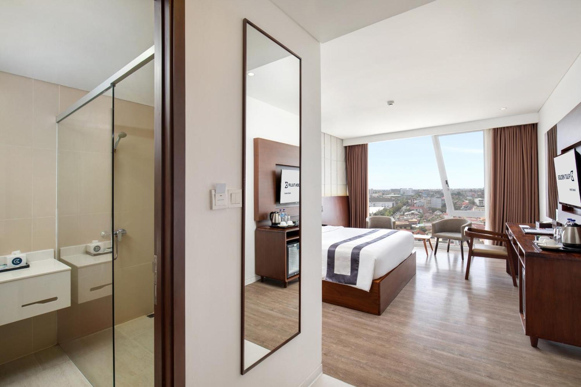 โกลเด้น ทิวลิป ปงเตียนาค Hotel ปอนเตียนัค ภายนอก รูปภาพ